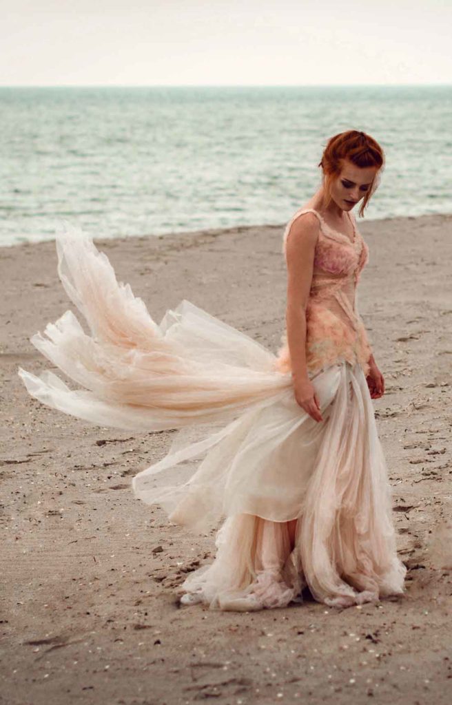 Couture am Strand