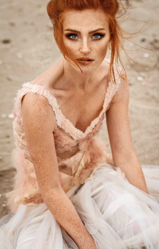 Couture am Strand